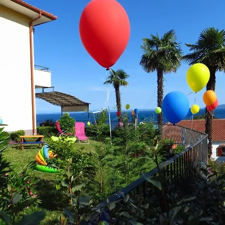 Luppo Apartman Ičići