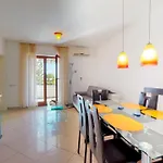 卢珀别墅酒店 公寓 Ičići
