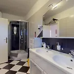 卢珀别墅酒店 公寓 Ičići